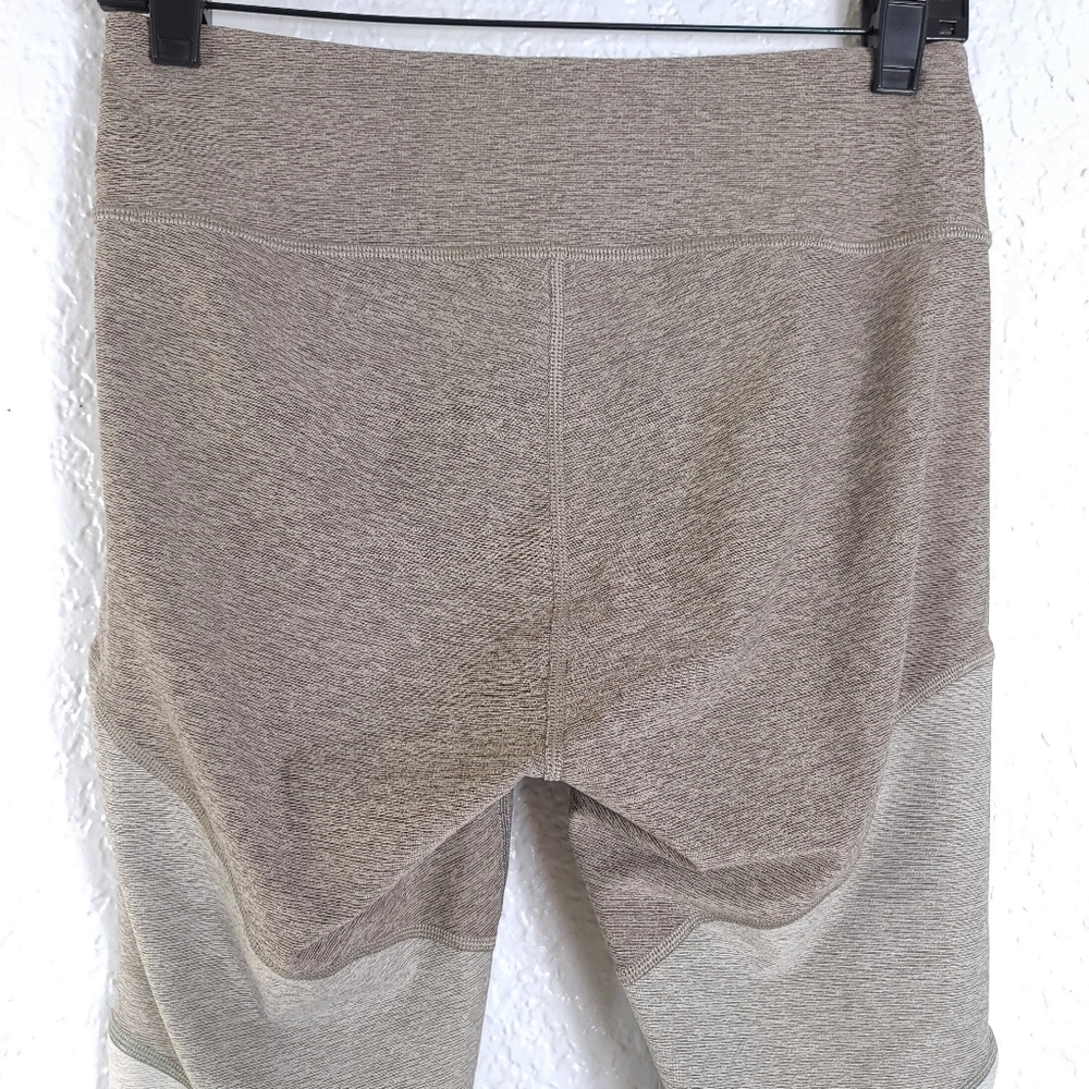 OUTDOOR VOICES Tri-Tone 7/8 Leggings Cream - Picture 8 of 8